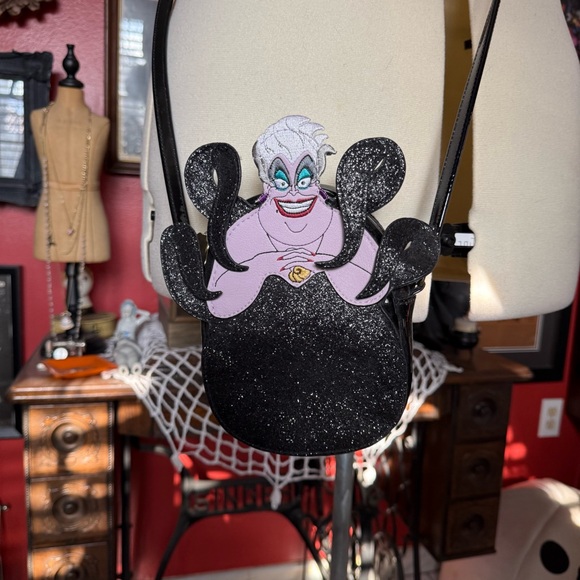 Torrid Little Mermaid Ursula Cross Body Purse - Picture 2 of 5